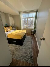 828 Dundas St W in Toronto, ON - Building Photo - Building Photo