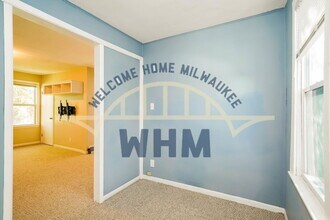 7124 W Moltke Ave in Milwaukee, WI - Building Photo - Building Photo