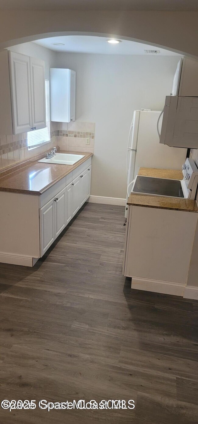 2164 Allan Adale Rd in Melbourne, FL - Building Photo - Building Photo