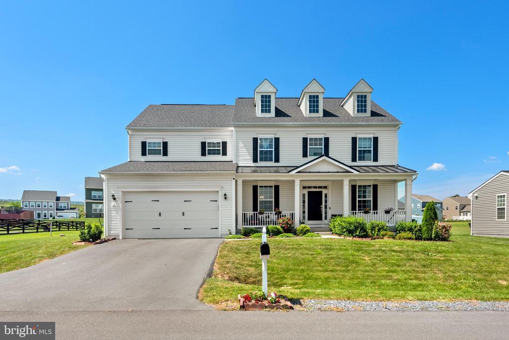 147 Voltaire St in Gerrardstown, WV - Building Photo