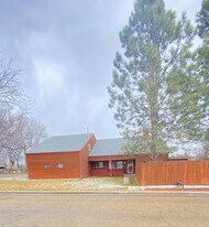 2015 Washington Ave in Caldwell, ID - Building Photo