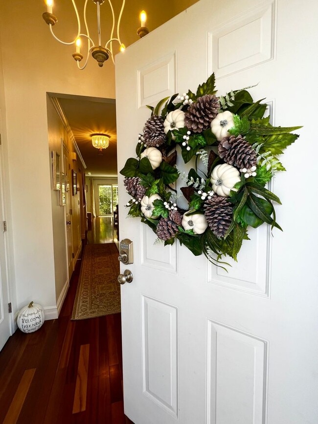 751 Long Hill Rd in Middletown, CT - Building Photo - Building Photo