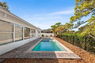 1455 54th Ave NE in St. Petersburg, FL - Building Photo - Building Photo