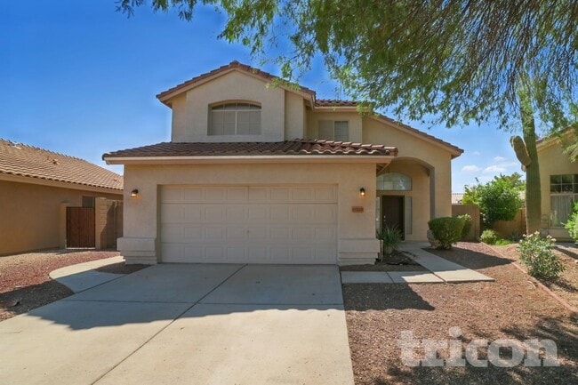 property at 17220 N Wavyleaf Ave