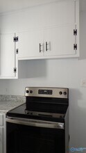 112 Drake Ave SW in Huntsville, AL - Building Photo - Building Photo