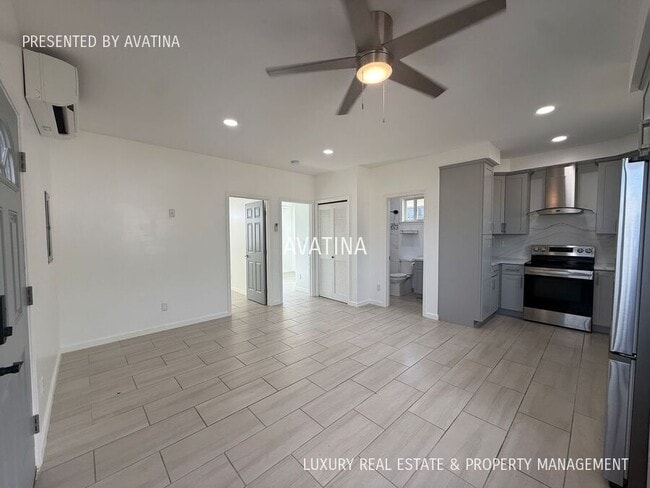 property at 99-082-726 Kauhale St