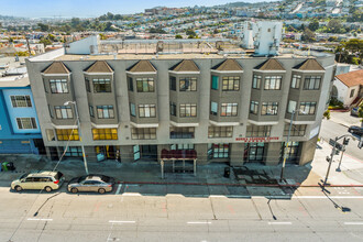 3999 Mission St in San Francisco, CA - Building Photo - Building Photo