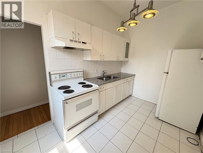 property at 55 Barton St W