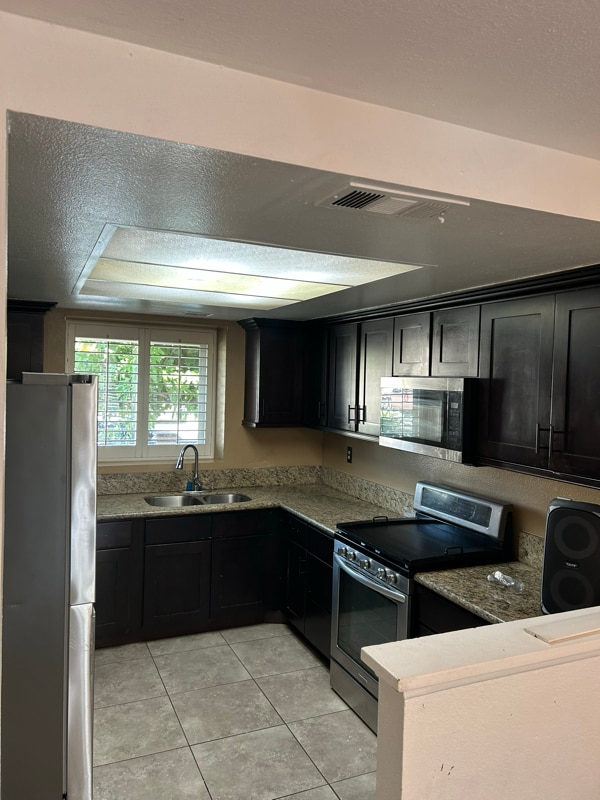 1558 Arrow Creek Dr in Perris, CA - Building Photo - Building Photo