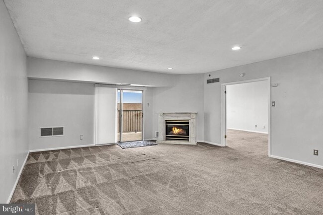 6070 Main St in Voorhees Township, NJ - Building Photo - Building Photo