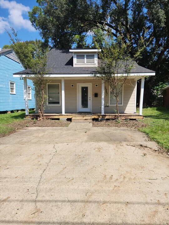 1959 Mulberry St in Baton Rouge, LA - Building Photo