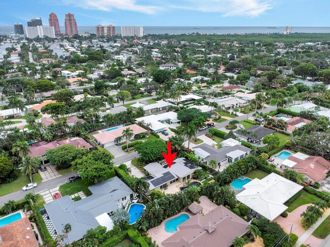 2433 NE 26th Ave in Fort Lauderdale, FL - Building Photo - Building Photo