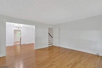132 Hollywood Ave in Ho Ho Kus, NJ - Building Photo - Building Photo