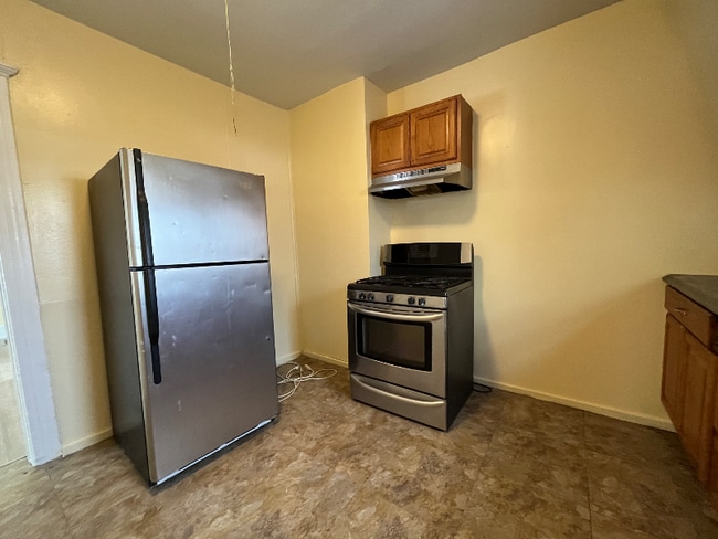 683 State St in Albany, NY - Building Photo - Building Photo