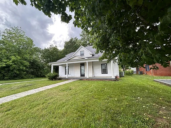 510 W 3rd N St in Morristown, TN - Building Photo - Building Photo