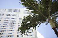 Maunakea Tower Apartment Homes in Honolulu, HI - Foto de edificio - Building Photo