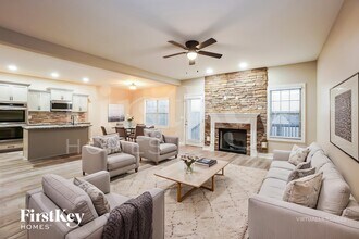 1184 Forsythia Trace in Clarksville, TN - Building Photo - Building Photo