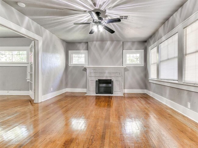 property at 2301 N Shartel Ave
