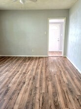 450 Hamilton Ave in Wood River, IL - Building Photo - Building Photo