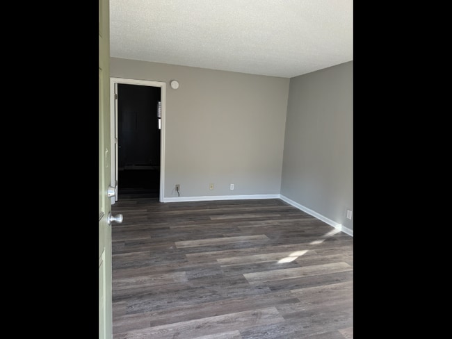 276 White Bridge Pike