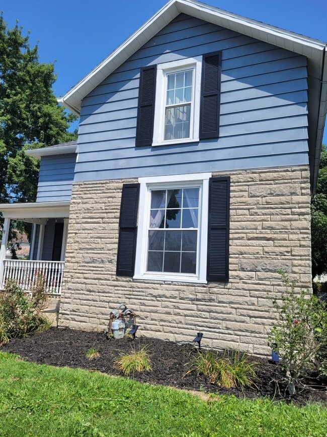 711 E 6th Ave in Lancaster, OH - Building Photo - Building Photo