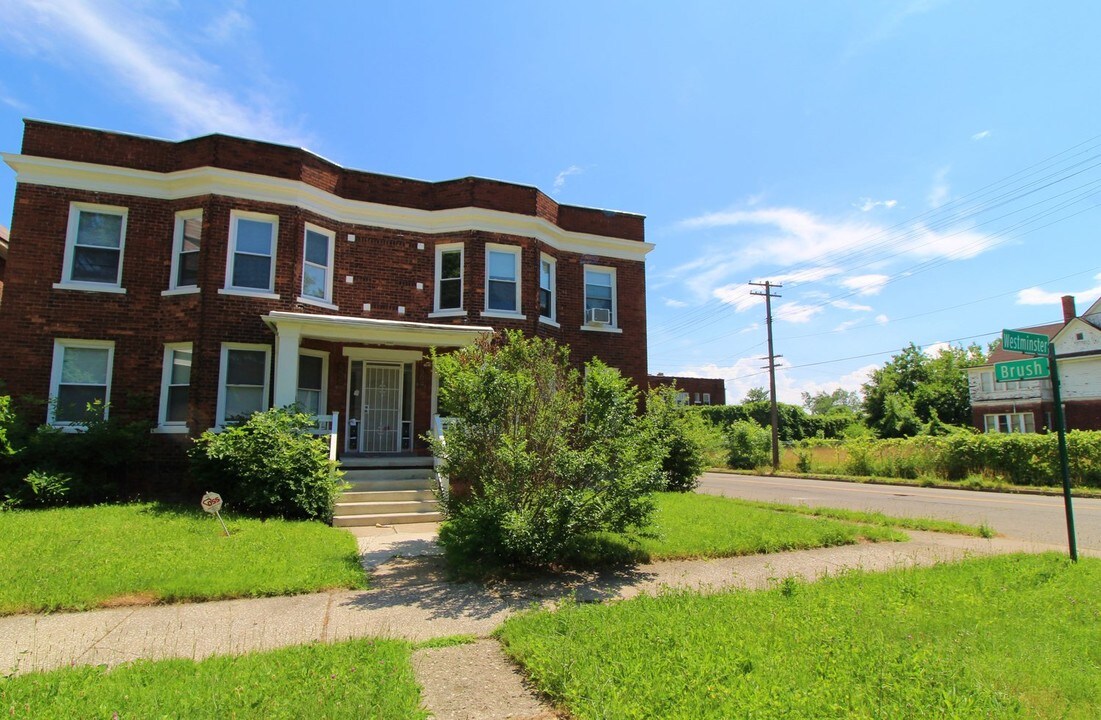 504 Westminster St in Detroit, MI - Building Photo