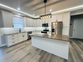 726 Vine Dr in Holts Summit, MO - Building Photo - Building Photo