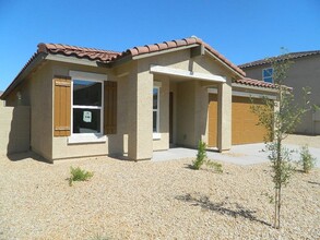 1658 E Palo Verde Dr in Casa Grande, AZ - Building Photo - Building Photo