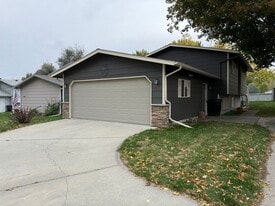 2774 Avalon Rd in Billings, MT - Building Photo