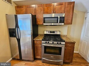 5011 7th Pl NW in Washington, DC - Building Photo - Building Photo