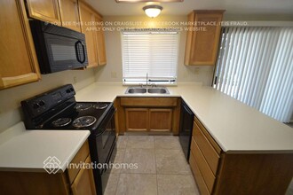 6924 Verdure Way in Elk Grove, CA - Foto de edificio - Building Photo