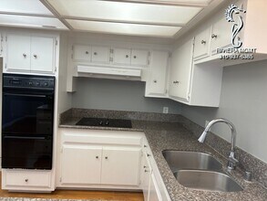 1216 Manhattan Ave in Manhattan Beach, CA - Building Photo - Building Photo