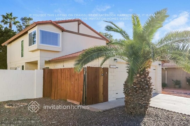 property at 2733 W Estrella Dr