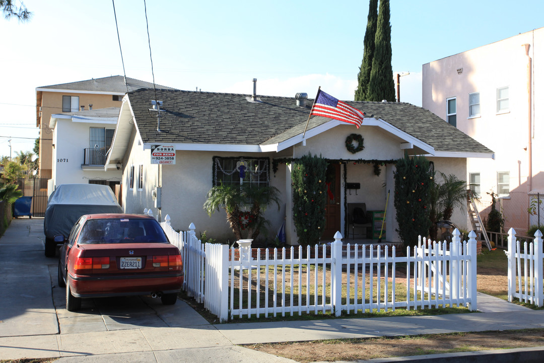 1071 Ohio Ave in Long Beach, CA - Building Photo