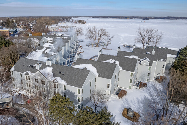 603 Lake St in Excelsior, MN - Building Photo - Building Photo