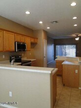 754 E Christopher St in San Tan Valley, AZ - Foto de edificio - Building Photo