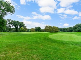 1630 Forest Hill Rd in Staten Island, NY - Building Photo