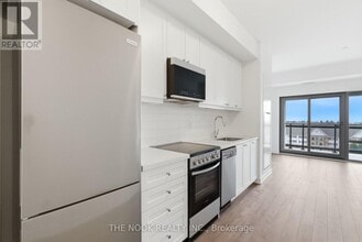 51 Clarington Blvd in Bowmanville, ON - Building Photo - Building Photo