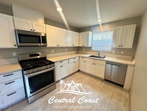 0 E Boone St in Santa Maria, CA - Foto de edificio - Building Photo