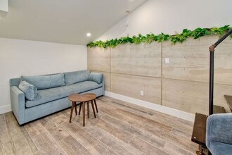 1823 Milbank Rd in Encinitas, CA - Building Photo - Building Photo