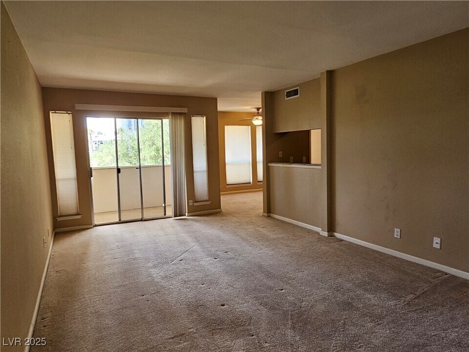 2831 Geary Pl in Las Vegas, NV - Building Photo