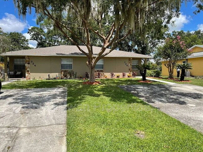 property at 726 Zella Ln