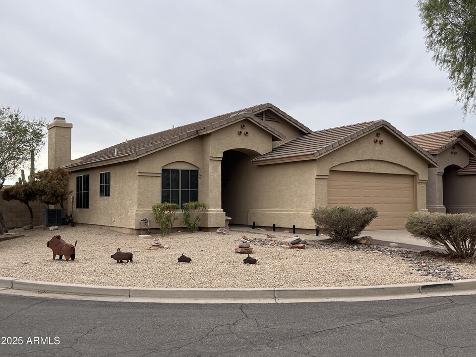 6442 S Foothills Dr in Gold Canyon, AZ - Building Photo