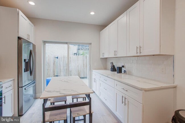 2146 N Fairhill St in Philadelphia, PA - Building Photo - Building Photo