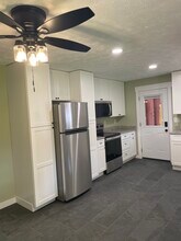 2204 Wyndale Rd in Johnson City, TN - Building Photo - Building Photo