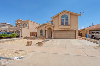 5052 Silver Cholla Dr in El Paso, TX - Building Photo - Building Photo
