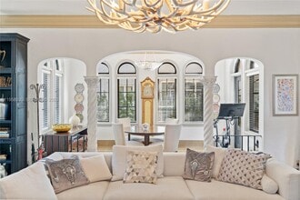 2330 Prairie Ave in Miami Beach, FL - Building Photo - Building Photo