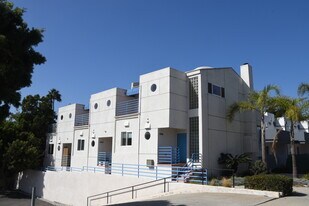 6146 S Pacific Coast Hwy in Redondo Beach, CA - Building Photo