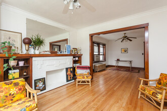 4434 W Altgeld St in Chicago, IL - Foto de edificio - Building Photo