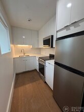 1200 Massachusetts Ave in Cambridge, MA - Foto de edificio - Building Photo